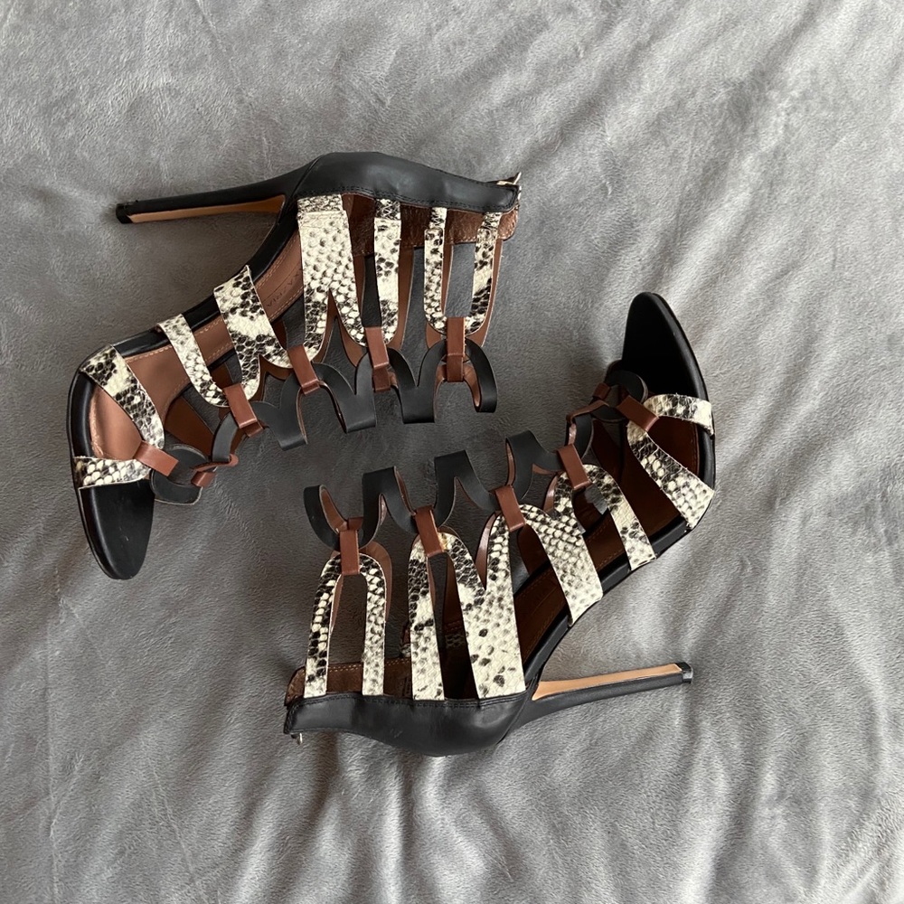 Bcbg maxazria 8.5 heels